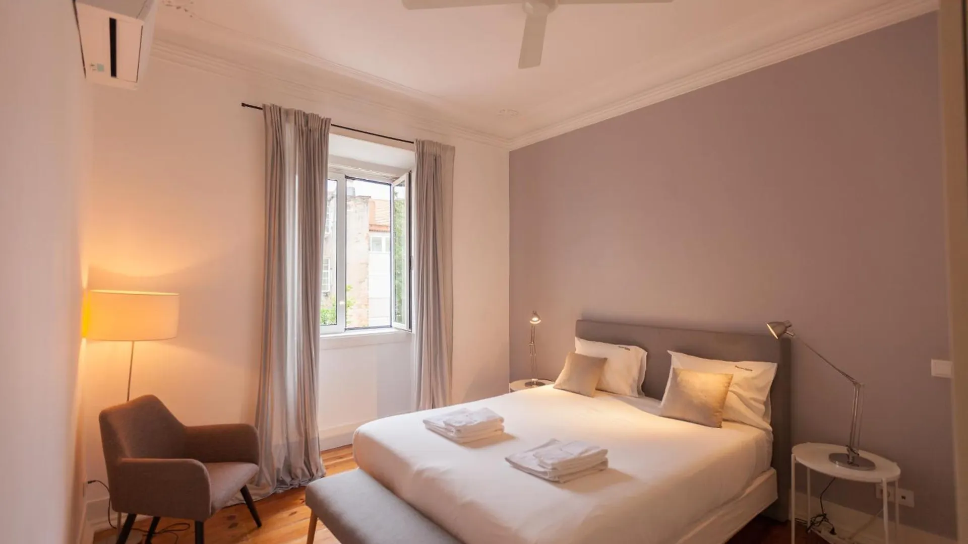 Flh Mouros Spacious Apartment Lisboa